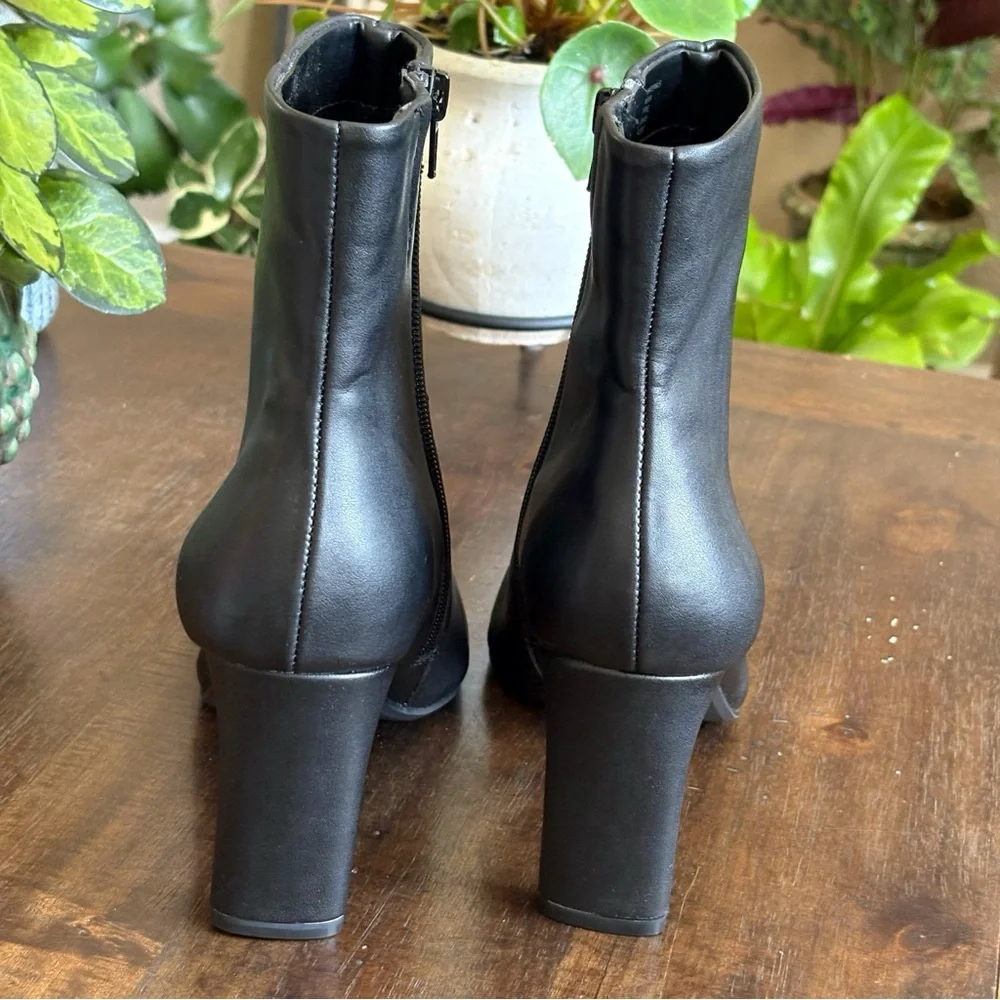 NWOB Alfani Womens Terrie Faux Leather Block Heel Ankle Boots Booties Black